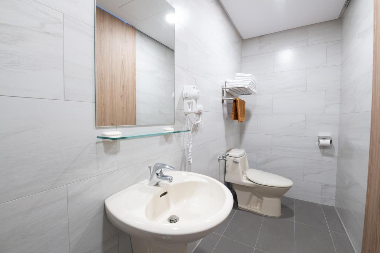 Liann Hotel Taichung Exterior photo