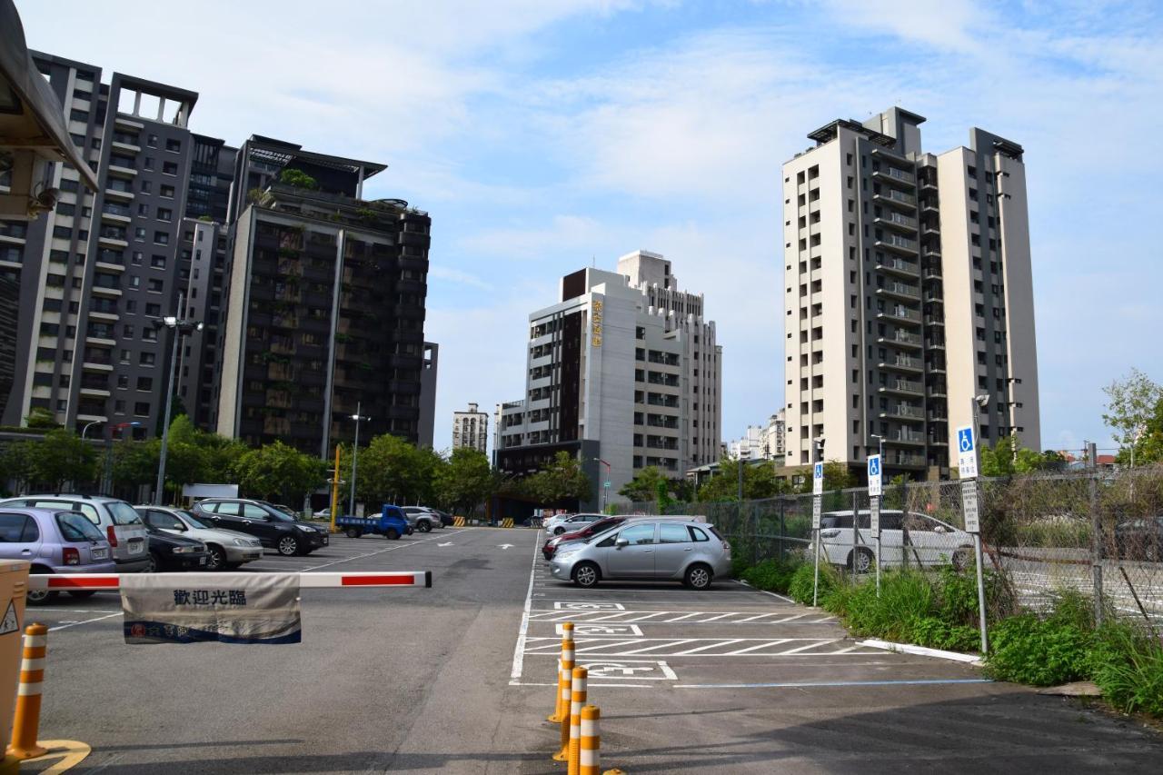 Liann Hotel Taichung Exterior photo